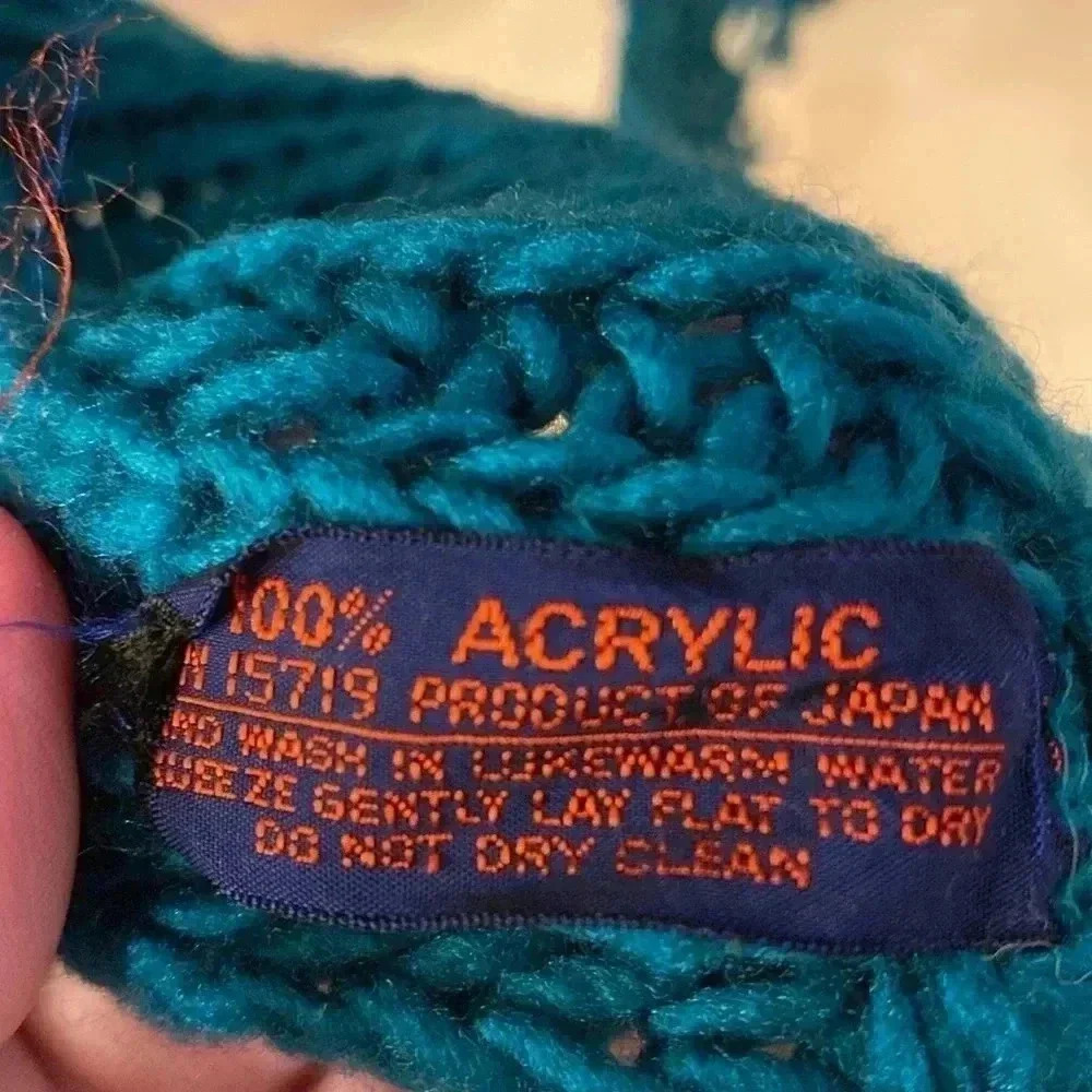 Crocheted, Ribbed Scarf/Wrap - Picture 5 of 5